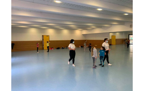 Quelques Nouvelles de nos danseuses   5/6 ans