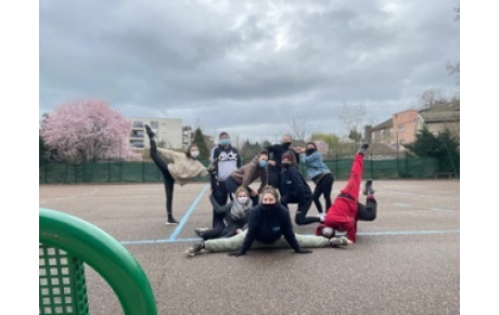 Rien n'arrête nos danseuses, après un long arrêt, quelle joie de se retrouver